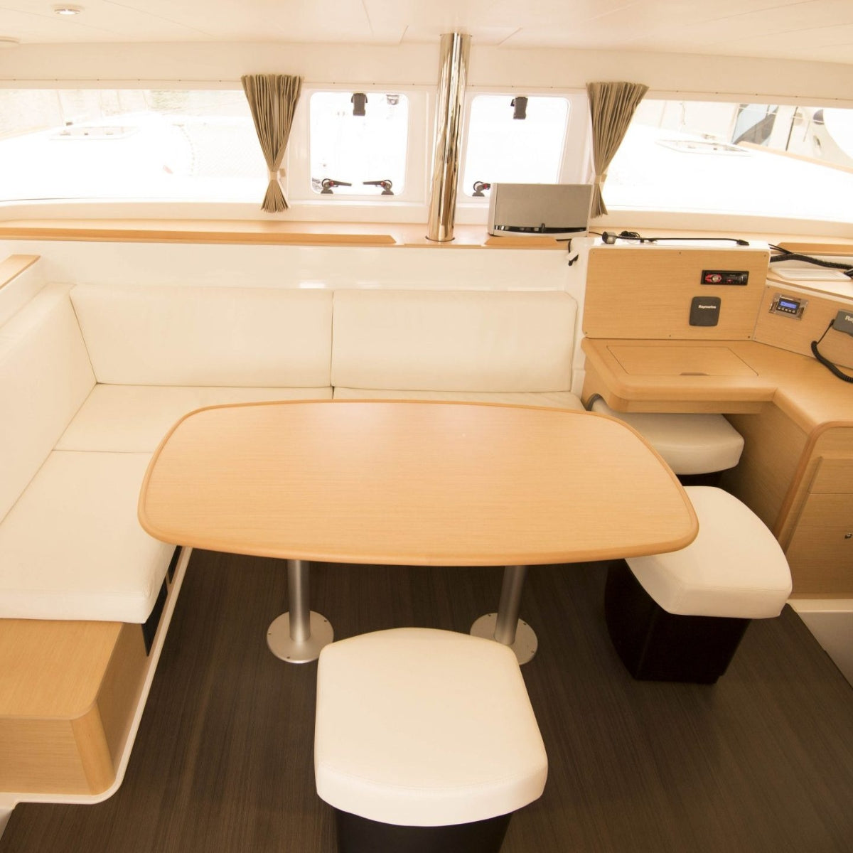 Argon 4-Hour Private Yacht Charter (Up to 18 Pax)