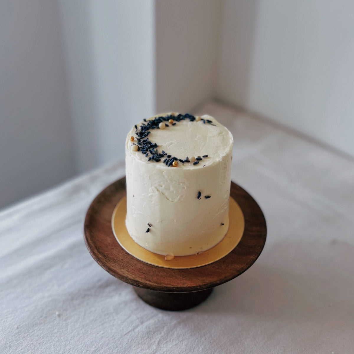 Sarah’s Loft Signature 3.5" Mini Cake