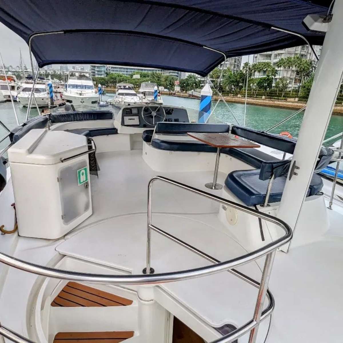 Escapade 4-Hour Private Yacht Experience (Up to 32 Pax)