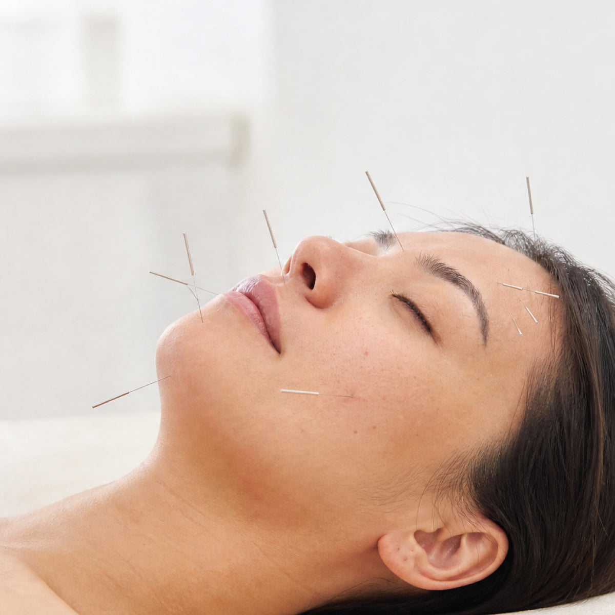 NovaHealth TCM Physician Consultation + 30-Min EMMA AI Full Back Tuina + Spinal Stiffness Assessment & Choice of 1 Treatment