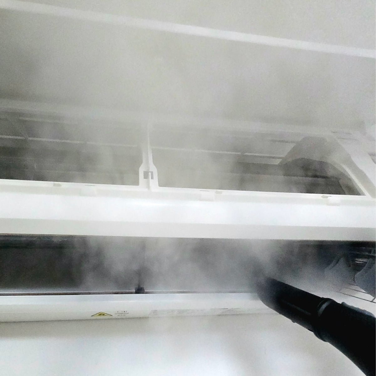 Aircon Servicing with Steam Cleaning (High-Temperature Sanitisation)