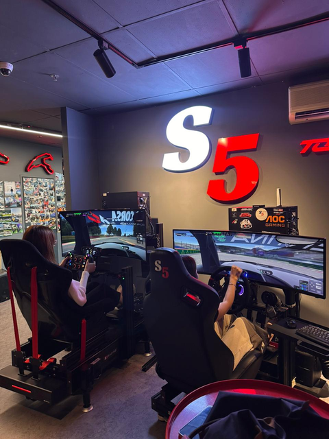 35-Minute / 65-Minute Motion Pro Racing Simulator Experience